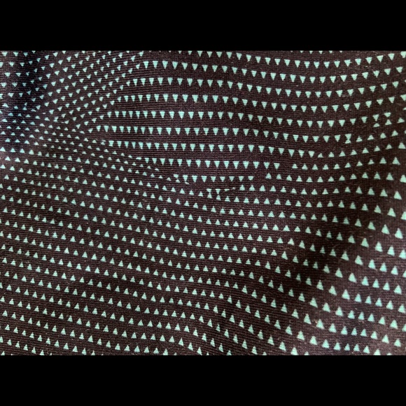 Workout under armour shorts 🥰✨💕 - Picture 2 of 2